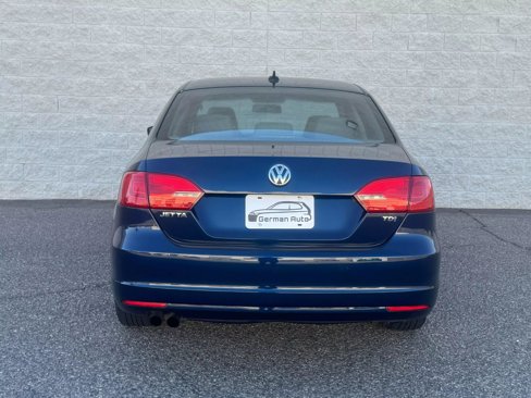 Used 2011 Volkswagen Jetta TDI image 7