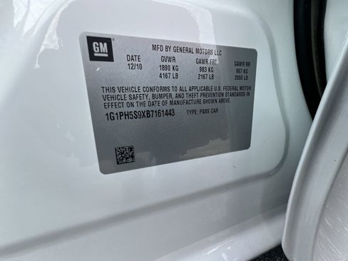 Certified 2011 Chevrolet Cruze LTZ image 31