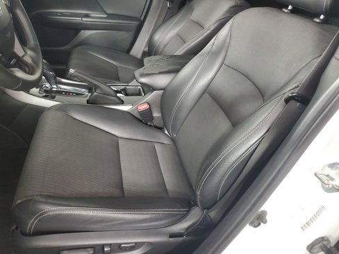 Used 2016 Honda Accord Sport image 12
