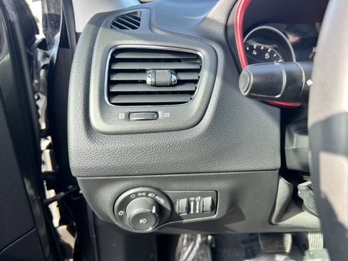 Used 2021 Jeep Compass Trailhawk image 19