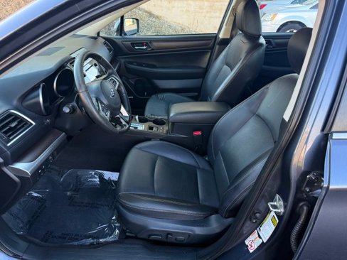 Used 2017 Subaru Legacy 2.5i Limited image 5