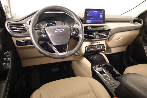 Used 2022 Ford Escape SEL image 2