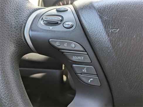 Used 2019 Nissan Pathfinder S image 24