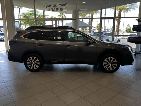 Certified 2022 Subaru Outback Premium image 5