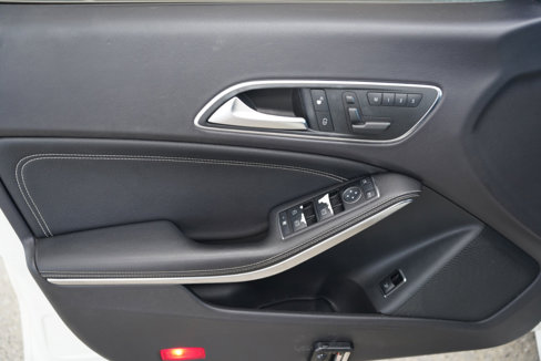 Used 2014 Mercedes-Benz CLA 250 image 29