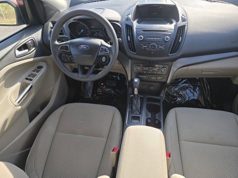 Used 2017 Ford Escape SE image 28