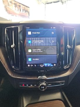 Used 2022 Volvo XC60 B5 Momentum image 18