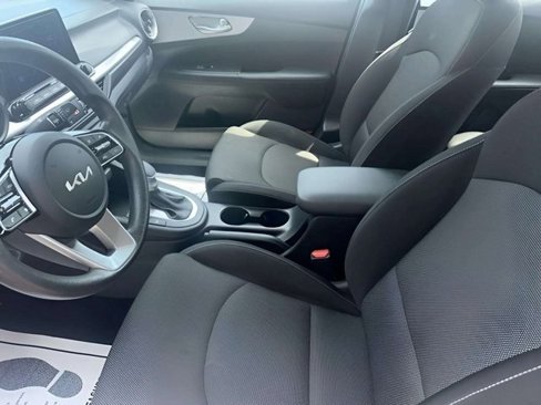 Used 2024 Kia Forte LXS image 5