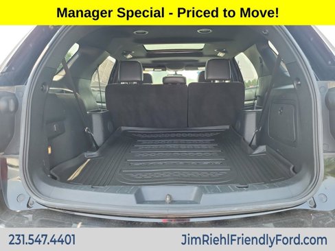 Used 2017 Ford Explorer XLT w/ Equipment Group 202A image 25