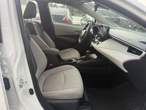 Used 2021 Toyota Corolla L image 28