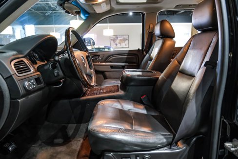 Used 2012 GMC Yukon XL Denali image 4