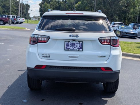 Used 2023 Jeep Compass Latitude w/ Sun and Sound Group image 6