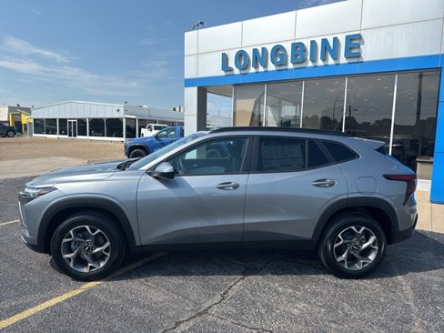 New 2025 Chevrolet Trax LT image 4