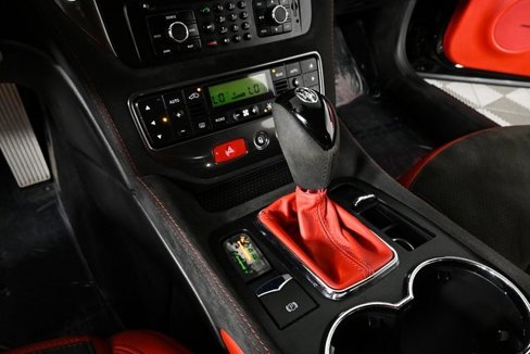Used 2015 Maserati GranTurismo Sport image 20