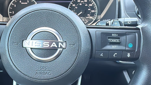 Used 2023 Nissan Rogue SV image 26