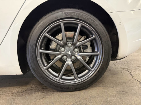 Used 2019 Tesla Model 3 image 30