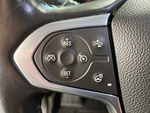 Used 2021 Chevrolet Traverse LT image 39