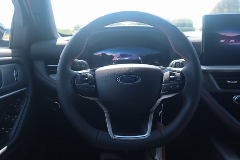 New 2025 Ford Explorer ST-Line image 4