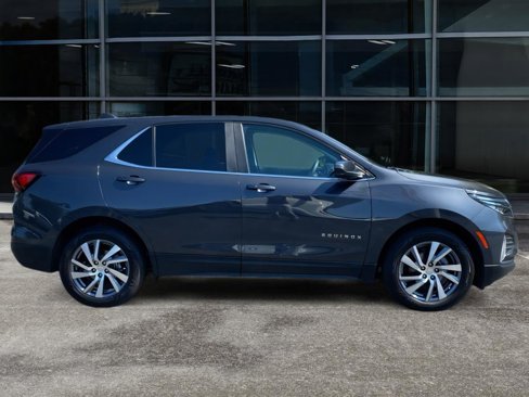 Used 2023 Chevrolet Equinox LT image 4