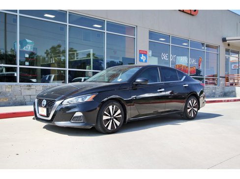 Used 2021 Nissan Altima 2.5 SV w/ SV Premium Package image 1