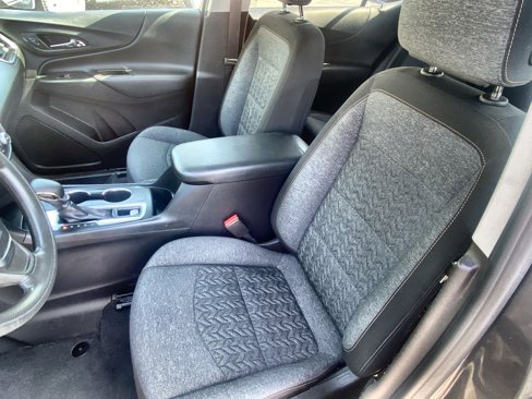 Used 2022 Chevrolet Equinox LT w/ LPO, Cargo Package image 19
