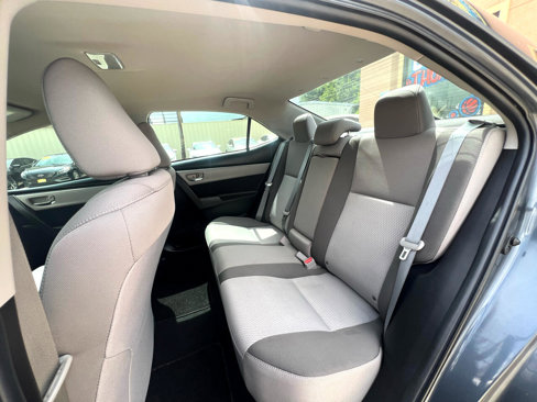 Used 2019 Toyota Corolla LE image 36