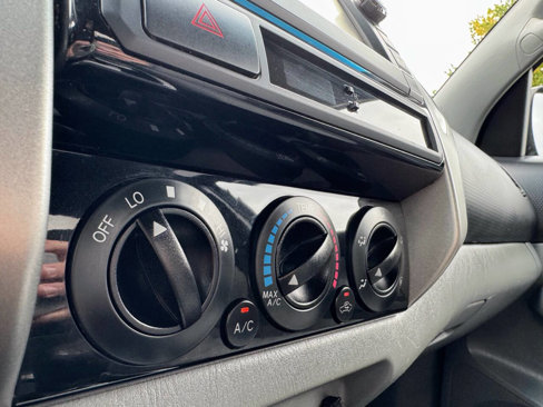 Used 2013 Toyota Tacoma 4x4 Access Cab V6 image 17