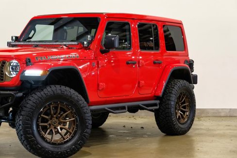 Used 2024 Jeep Wrangler Unlimited Rubicon w/ Technology Group image 25