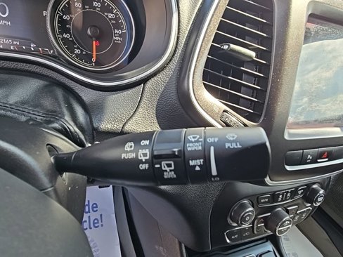 Used 2019 Jeep Cherokee Trailhawk w/ Cold Weather Group image 15