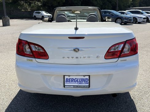 Used 2008 Chrysler Sebring Touring w/ Special Touring Group image 5