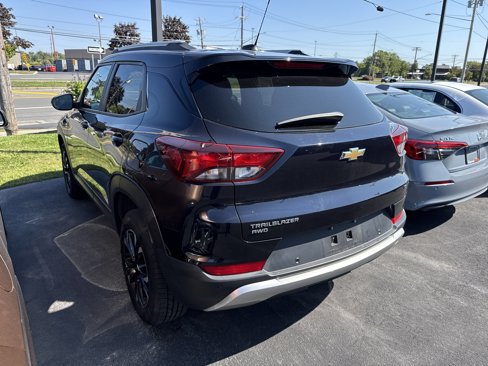 Used 2021 Chevrolet TrailBlazer LT w/ Convenience Package image 5