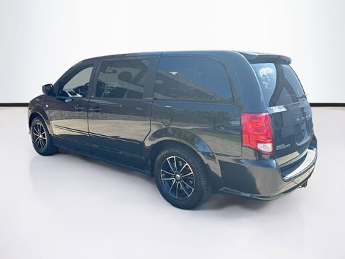 Used 2014 Dodge Grand Caravan SXT image 8