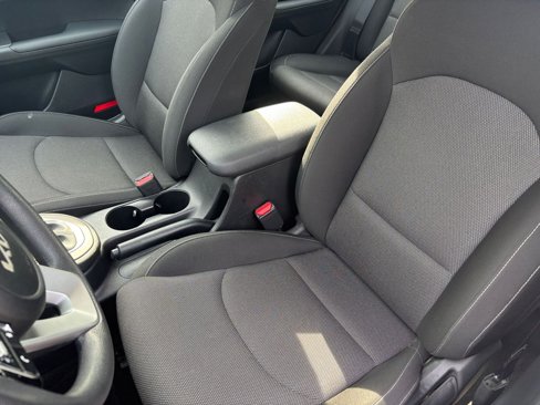 Used 2024 Kia Forte LXS image 34
