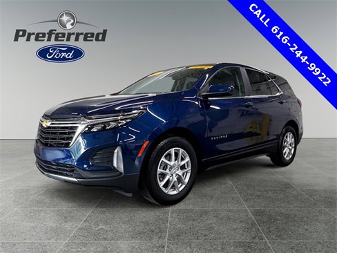 Used 2022 Chevrolet Equinox LT image 2