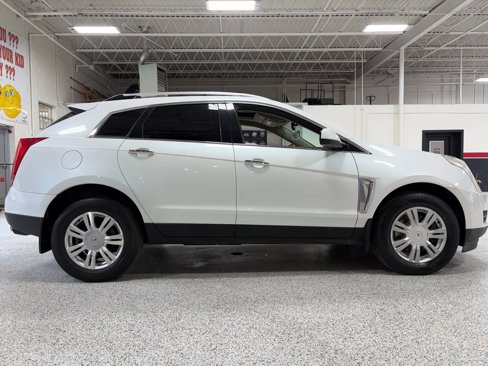 Used 2015 Cadillac SRX Luxury w/ Driver Awareness Package image 11
