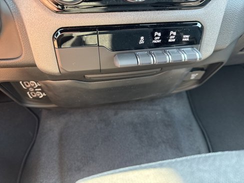 New 2025 RAM 1500 Tradesman image 33