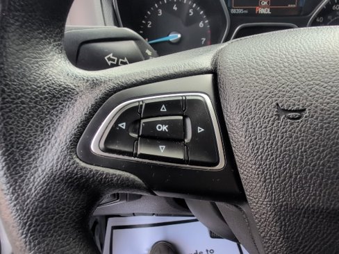 Used 2018 Ford Focus S image 18