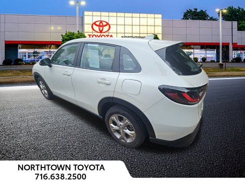 Used 2023 Honda HR-V LX image 10