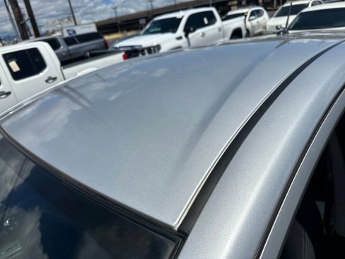 Used 2016 Nissan Versa Note SV image 13