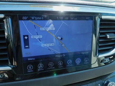 Used 2017 Chrysler Pacifica Touring-L Plus w/ Advanced Safetytec Group image 31
