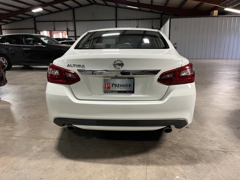 Used 2018 Nissan Altima 2.5 S w/ S Convenience Package image 7