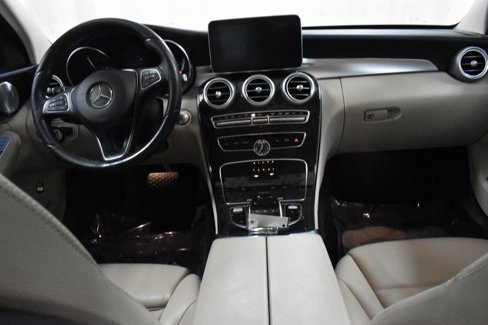 Used 2017 Mercedes-Benz C 300 4MATIC Sedan image 18