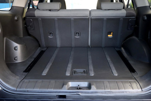 Used 2007 Nissan Xterra S w/ Utility Pkg image 12