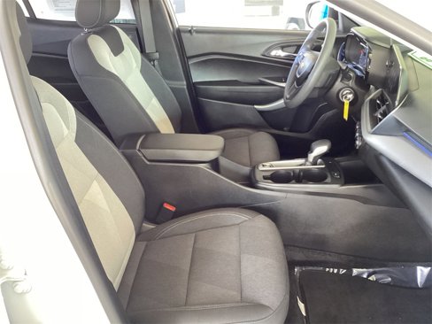 Used 2024 Chevrolet Trax LS image 27