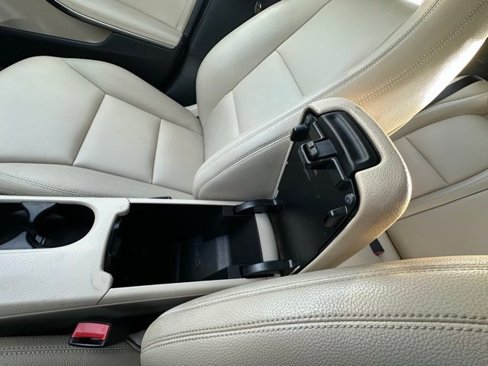 Used 2014 Mercedes-Benz CLA 250 image 28