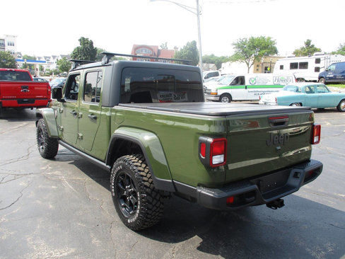 Used 2021 Jeep Gladiator Sport image 14