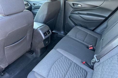 Used 2018 Chevrolet Equinox LT image 23
