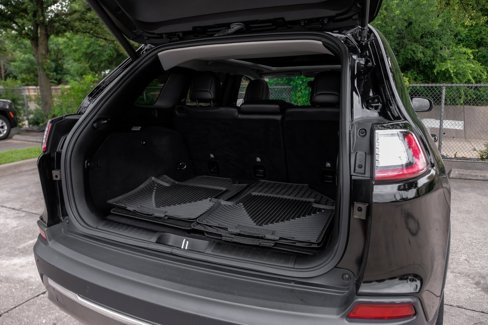 Used 2021 Jeep Cherokee Limited w/ Elite Package image 64