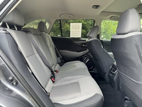 Used 2022 Subaru Outback Premium image 18