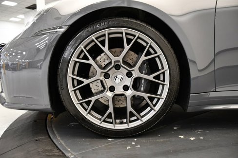 Used 2025 Porsche 911 Carrera image 16